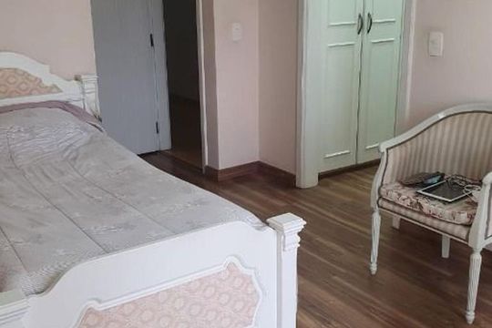 Casa à venda com 5 quartos, 567m² em Jardim, Santo André