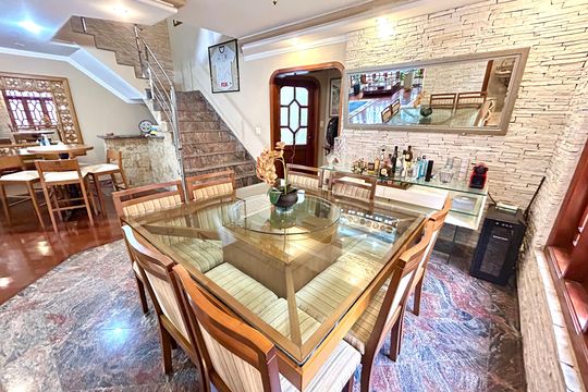 Sala de casa à venda com 3 quartos, 392m² em Vila Harmonia, Guarulhos