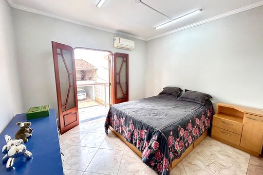 Quarto 2 de casa à venda com 3 quartos, 392m² em Vila Harmonia, Guarulhos