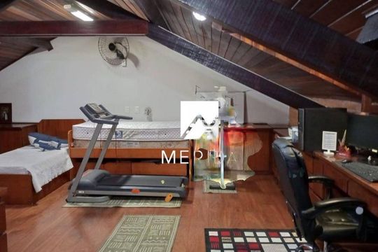 Casa à venda com 4 quartos, 301m² em Vila Homero Thon, Santo André