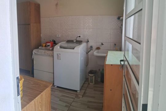 Casa à venda com 2 quartos, 199m² em Vila Clarice, Santo André