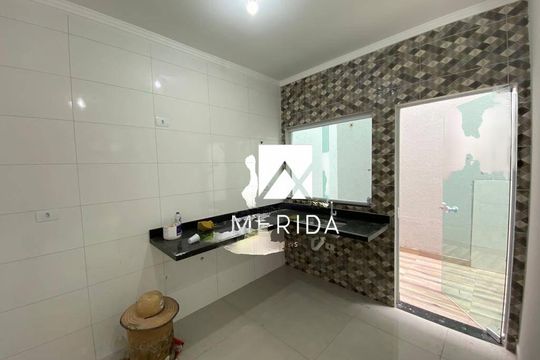 Casa à venda com 2 quartos, 124m² em Vila Curuçá, Santo André