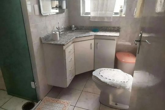 Casa à venda com 5 quartos, 500m² em Parque Oratório, Santo André