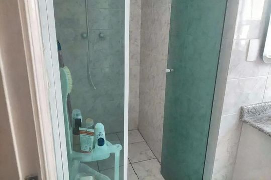 Casa à venda com 5 quartos, 500m² em Parque Oratório, Santo André
