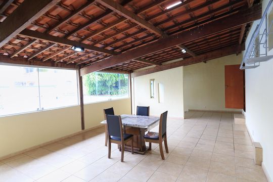 Salão de Festas de casa para alugar com 4 quartos, 300m² em Boa Vista, Belo Horizonte