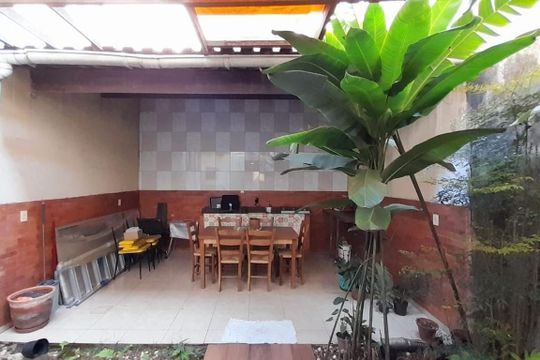 Casa à venda com 4 quartos, 154m² em Santa Maria, São Caetano do Sul