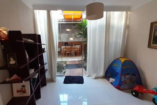 Casa à venda com 4 quartos, 154m² em Santa Maria, São Caetano do Sul