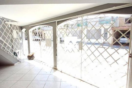 Casa à venda com 3 quartos, 151m² em Campestre, São Caetano do Sul