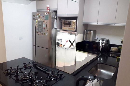 Casa à venda com 3 quartos, 200m² em Vila Valparaíso, Santo André