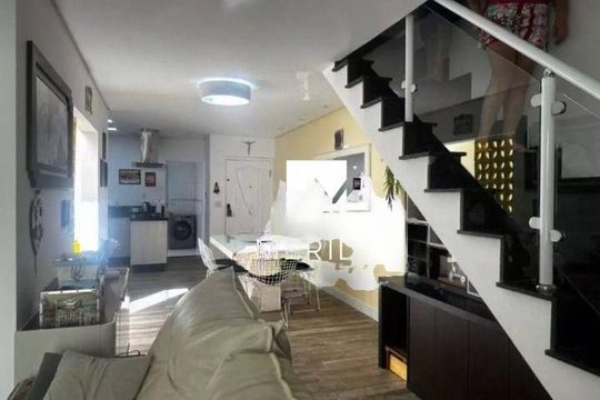 Casa à venda com 3 quartos, 200m² em Vila Valparaíso, Santo André