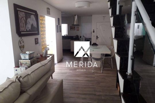 Casa à venda com 3 quartos, 200m² em Vila Valparaíso, Santo André
