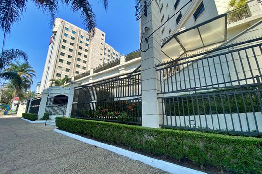 Fachada de apartamento à venda com 3 quartos, 168m² em Jardim, Santo André