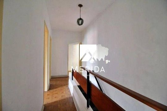 Casa à venda com 2 quartos, 200m² em Campestre, Santo André