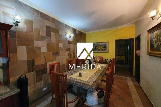 Casa à venda com 4 quartos, 209m² em Jardim, Santo André