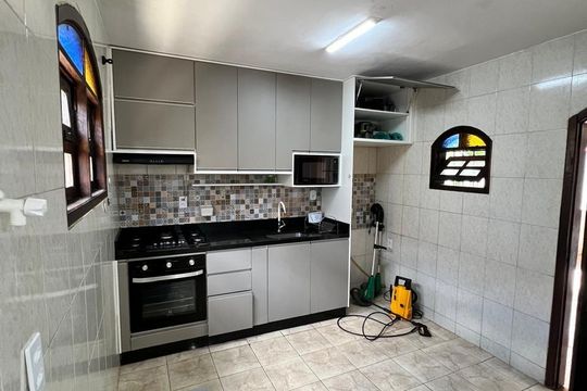 Cozinha de casa para alugar com 3 quartos, 200m² em Jardim Atlântico Central, Maricá