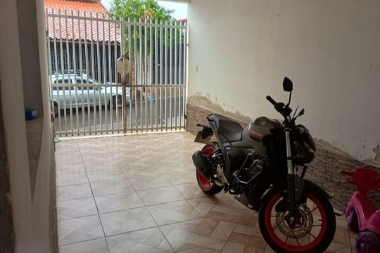 Garagem de casa para alugar com 3 quartos, 164m² em Parque dos Príncipes, Jacareí
