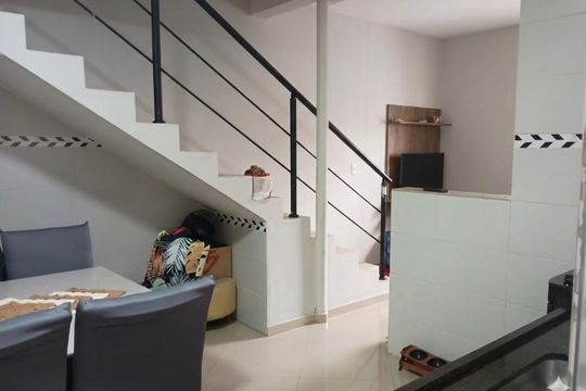 Sala de casa para alugar com 3 quartos, 164m² em Parque dos Príncipes, Jacareí