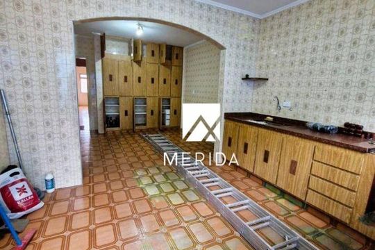 Casa à venda com 3 quartos, 261m² em Campestre, Santo André