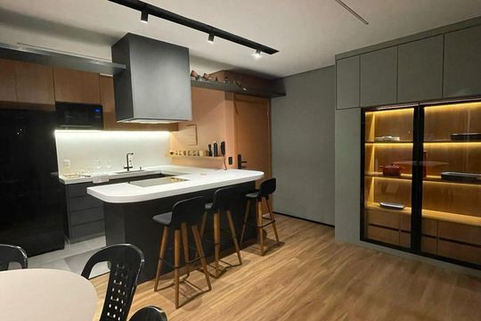 Sala de apartamento à venda com 2 quartos, 72m² em Cidade Luíza, Jundiaí