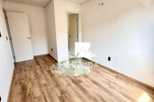 Casa à venda com 2 quartos, 135m² em Vila Boa Vista, Santo André