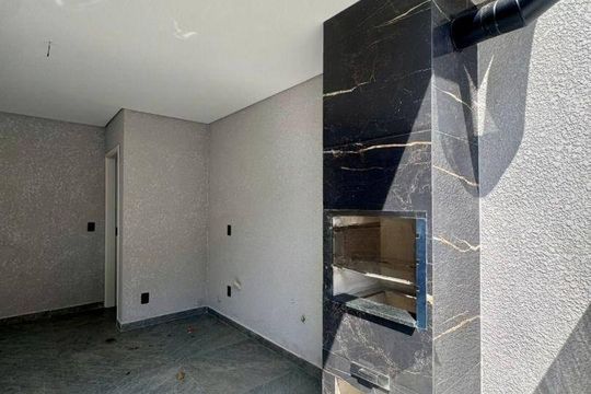 Casa à venda com 2 quartos, 135m² em Vila Boa Vista, Santo André