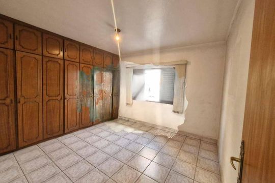 Casa à venda com 3 quartos, 228m² em Campestre, Santo André