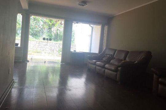 Casa à venda com 3 quartos, 300m² em Vila Valparaíso, Santo André