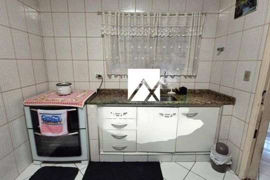 Casa à venda com 4 quartos, 228m² em Jardim, Santo André