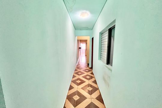 Corredor de casa para alugar com 3 quartos, 240m² em Sítio do Morro, São Paulo