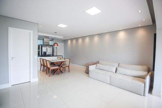 Apartamento à venda com 2 quartos, 104m² em Parque Reboucas, São Paulo