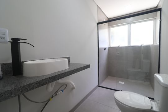Banheiro de apartamento para alugar com 2 quartos, 131m² em Vila Rosa, Novo Hamburgo