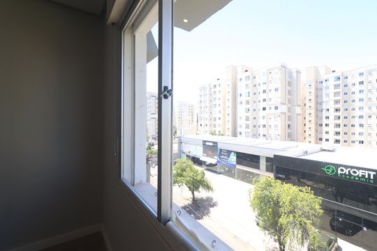 Sacada da sala de apartamento para alugar com 2 quartos, 131m² em Vila Rosa, Novo Hamburgo