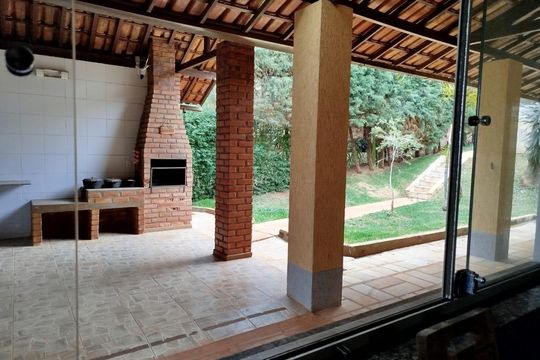 Churrasqueira de casa de condomínio à venda com 4 quartos, 400m² em Retiro Do Chale, Brumadinho
