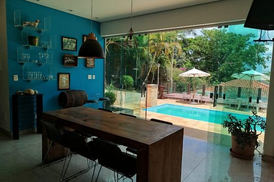 Espaço Gourmet de casa de condomínio à venda com 4 quartos, 400m² em Retiro Do Chale, Brumadinho