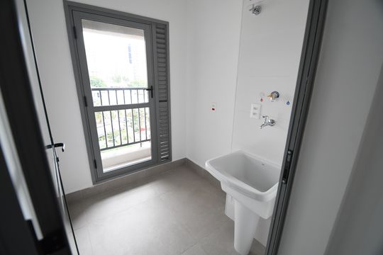Área de Serviço de apartamento à venda com 3 quartos, 139m² em Cambuí, Campinas