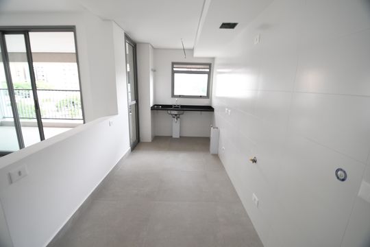 Cozinha de apartamento à venda com 3 quartos, 139m² em Cambuí, Campinas