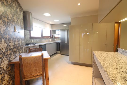  Cozinha de apartamento à venda com 3 quartos, 118m² em Rio Branco, Novo Hamburgo