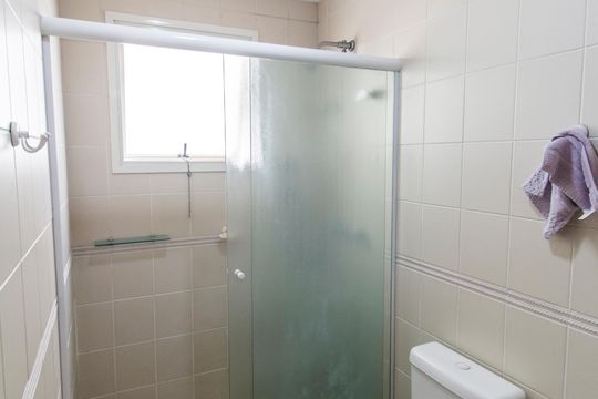 Banheiro da Suíte de apartamento à venda com 3 quartos, 139m² em Tamboré, Santana de Parnaíba