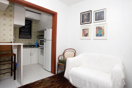 Sala de apartamento para alugar com 1 quarto, 38m² em Centro Histórico, Porto Alegre