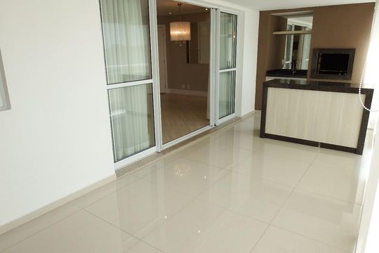 Varanda de apartamento à venda com 3 quartos, 130m² em Chácara Santo Antônio (Zona Sul), São Paulo