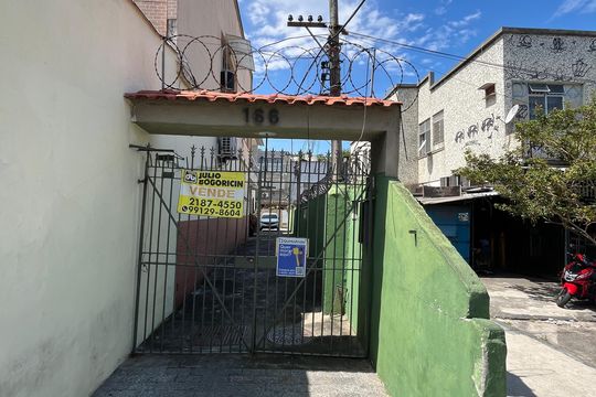 placa de casa de condomínio à venda com 3 quartos, 140m² em Ilha do Governador, Rio de Janeiro