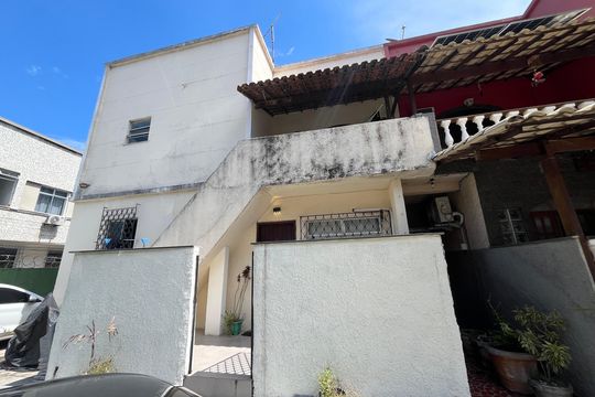 Fachada interna de casa de condomínio à venda com 3 quartos, 140m² em Ilha do Governador, Rio de Janeiro