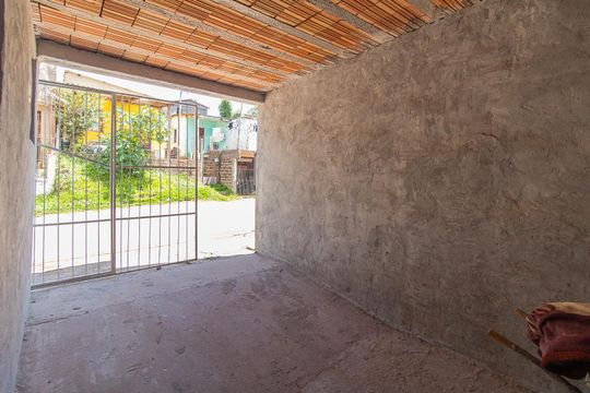 Casa à venda com 2 quartos, 130m² em Camaquã, Porto Alegre