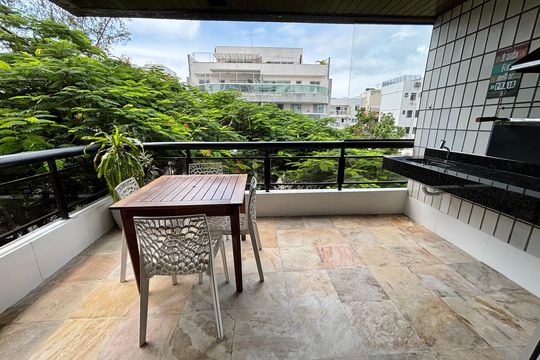 Varanda de apartamento à venda com 4 quartos, 133m² em Recreio dos Bandeirantes, Rio de Janeiro