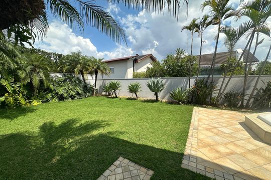 Quintal de casa à venda com 5 quartos, 580m² em Alphaville Industrial, Barueri
