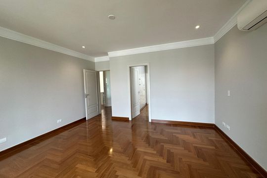 Suíte 2 de casa à venda com 5 quartos, 580m² em Alphaville Industrial, Barueri