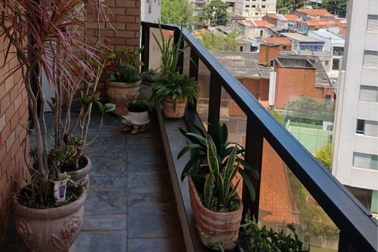 Apartamento à venda com 4 quartos, 205m² em Aclimação, São Paulo