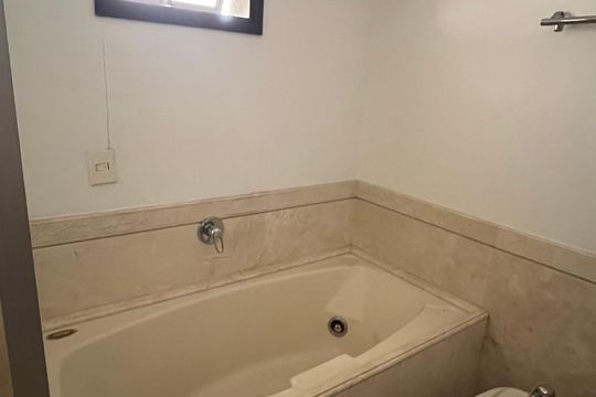 Banheiro da Suíte de apartamento à venda com 4 quartos, 250m² em Vila Andrade, São Paulo