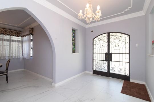 Casa para alugar com 3 quartos, 400m² em Menino Deus, Porto Alegre