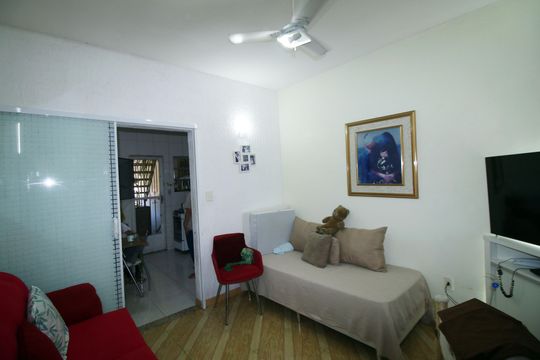 Casa à venda com 2 quartos, 150m² em Irajá, Rio de Janeiro